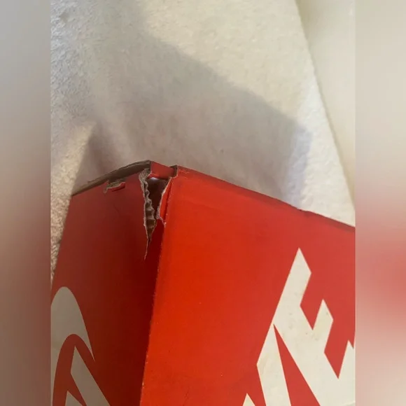 Nike Cortez - Picture 6 of 9